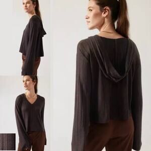 Athleta‎ Hoodie Women Cropped Medium Harmony Pose Mahogany Yoga Gym Athleisure